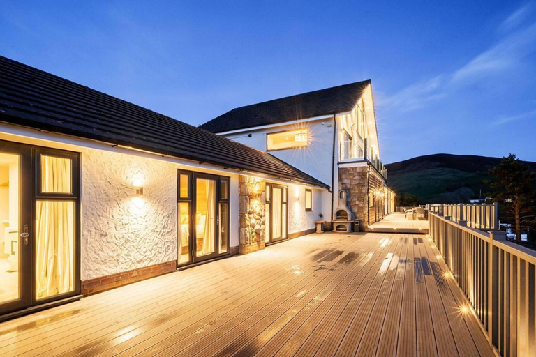 Exterior & Views 2, Clwyd Gate Manor Pool Sauna Hottub Cave Wales, Denbighshire