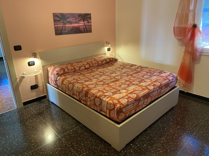 Bedroom 3, Apartment Arcobaleno, Savona
