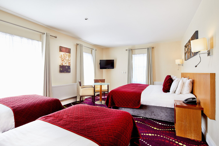 Bedroom 3, Arlington Hotel O'Connell Bridge, Dublin