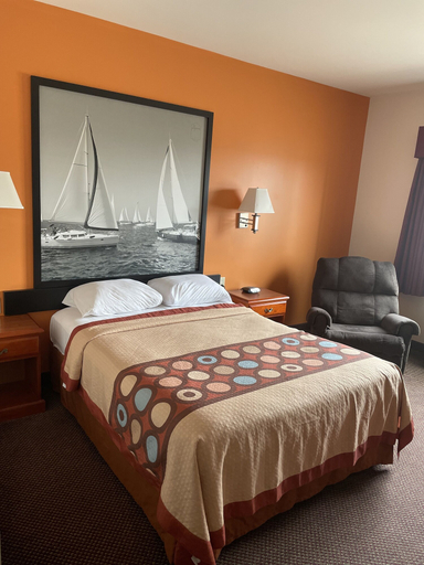 Bedroom 3, Super 8 by Wyndham Salina, Saline
