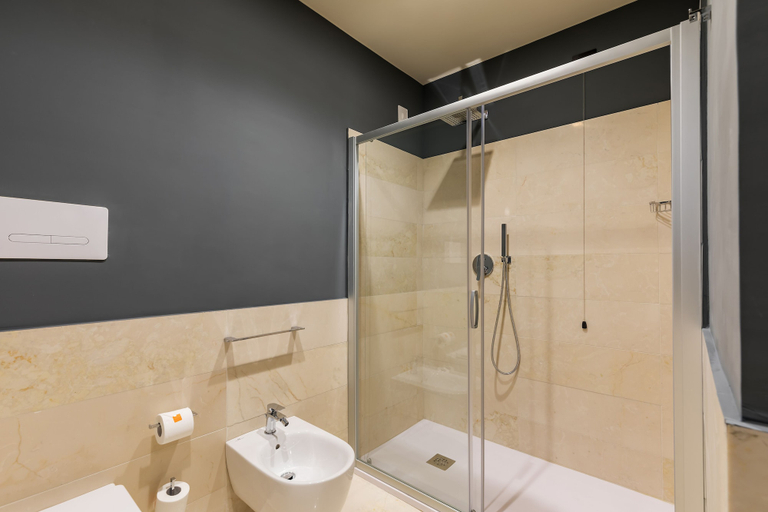 Bathroom 5, Room of Andrea, Trapani