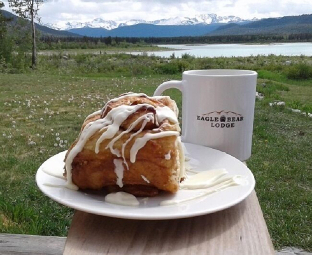 Food & Drinks 5, Eagle Bear Lodge, Cariboo