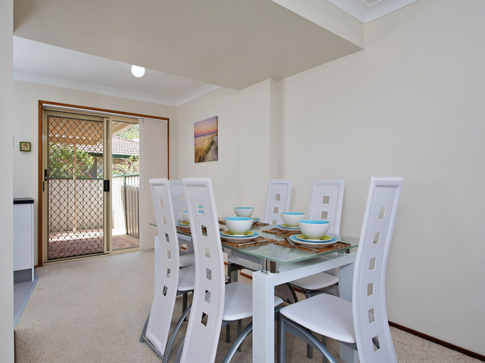 Dining Room 1, Beachcomber at Fingal Bay, Port Stephens