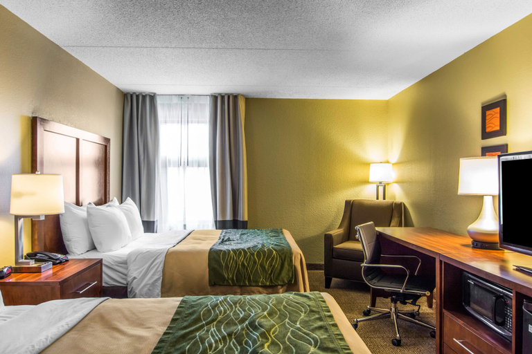 Bedroom 1, Quality Inn, Newport News