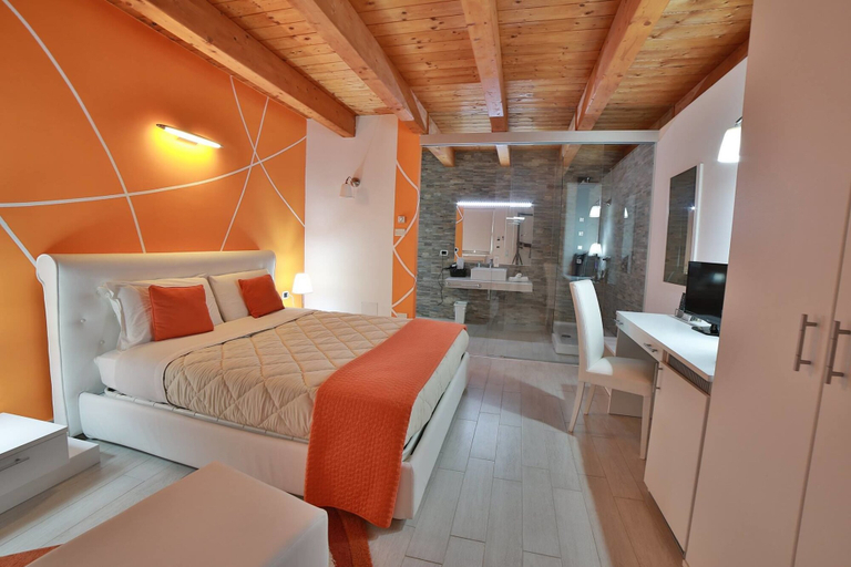 Bedroom 4, Villa Giulia Del Cavaliere, Cosenza