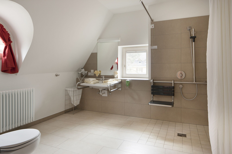 Bathroom 3, Caritas Tagungszentrum, Freiburg im Breisgau