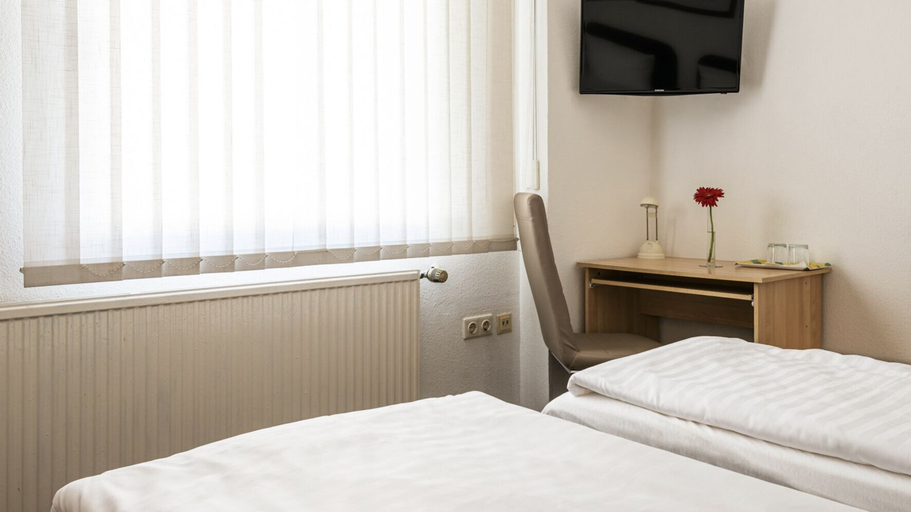 Bedroom 4, Gutshof Havelland, Havelland