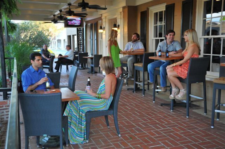 Food & Drinks 5, Merry Acres Inn, Dougherty