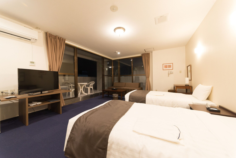 Bedroom 4, Hotel Precia Naha Tsujimachi, Naha