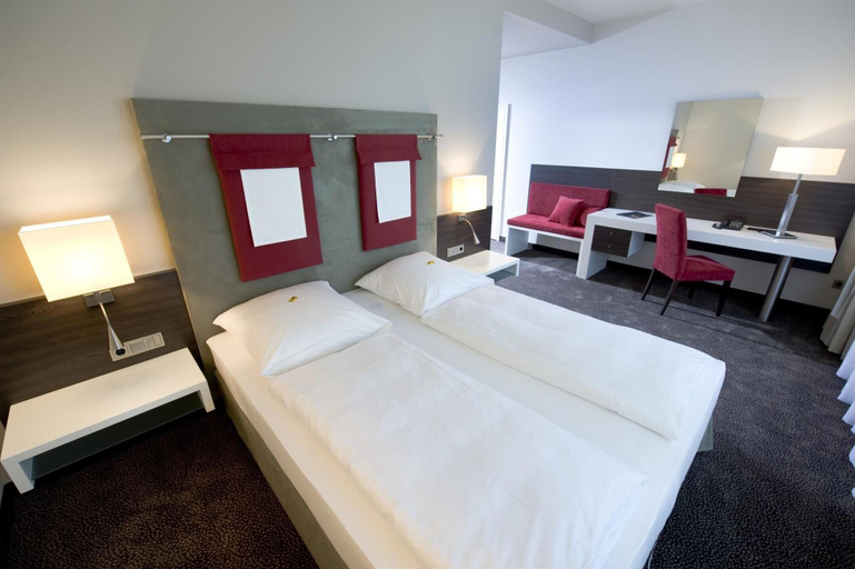 Bedroom 4, Hotel Westfalen Hof, Minden-Lübbecke
