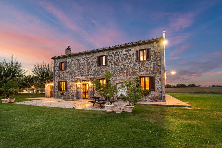 Exterior & Views 2, Casale dei Gelsi Bed & Breakfast, Viterbo
