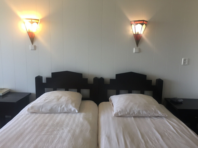 Bedroom 4, Hotel Den Helder, Den Helder