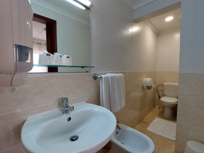 Bathroom 5, Hotel Santiago Vagos, Vagos
