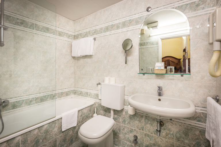 Bathroom 4, Hotel Alessandra, Florence