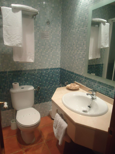 Bathroom 3, Hostal Posada Entreviñas, Ciudad Real