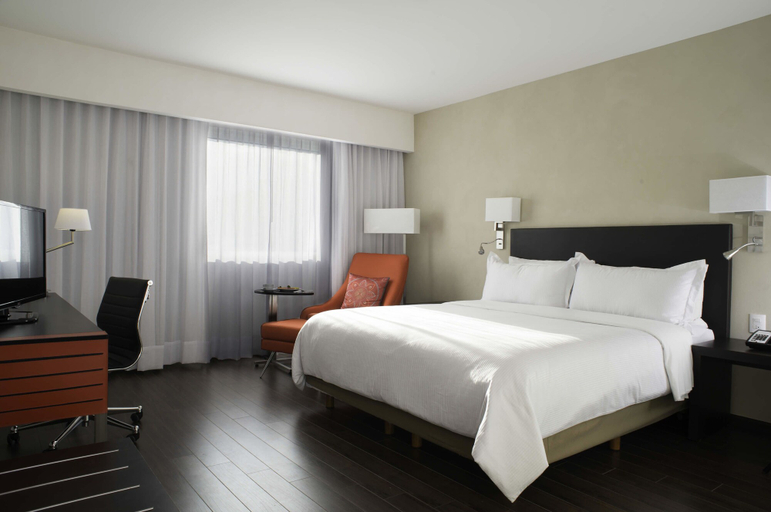 Bedroom 3, Fiesta Inn Monterrey Valle, San Pedro Garza García