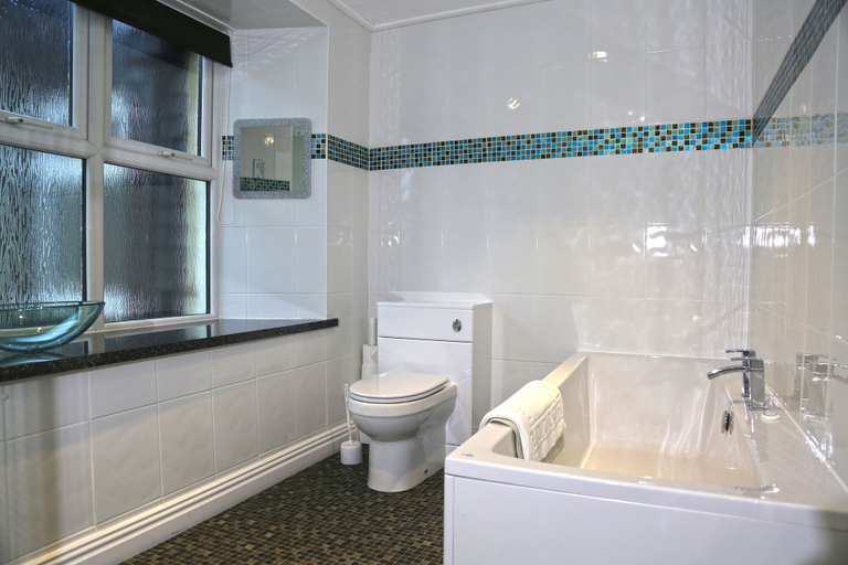Bathroom 4, Westberry Hotel, Cornwall