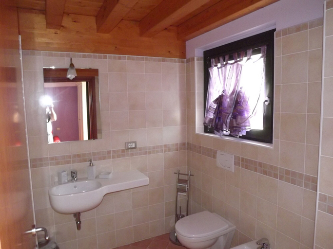 Bathroom 4, Agriturismo Cascina Rossano, Brescia