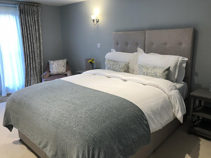 Bedroom 3, The Kings Head, Wiltshire
