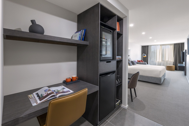 Bedroom 3, Deco Hotel, Canberra