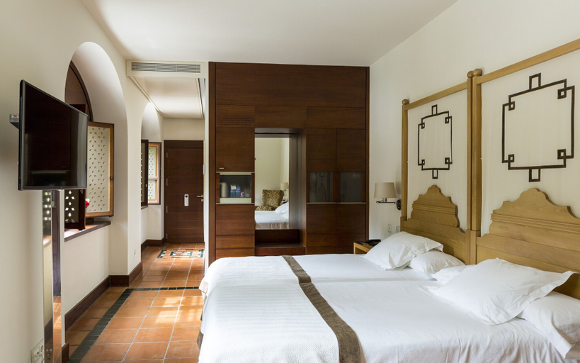 Bedroom 2, Parador de Granada, Granada