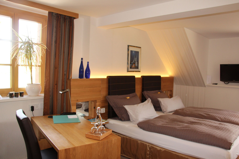 Bedroom 3, Landhotel MÜHLE zu Gersbach, Lörrach