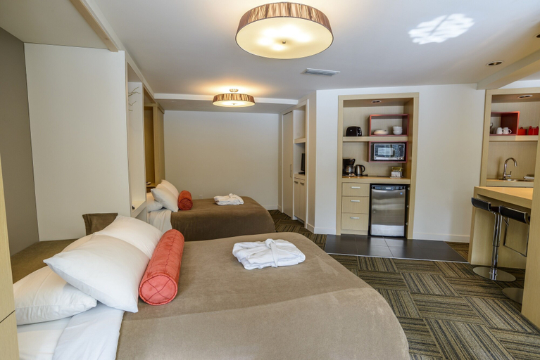 Bedroom 2, Bow View Lodge, Division No. 15