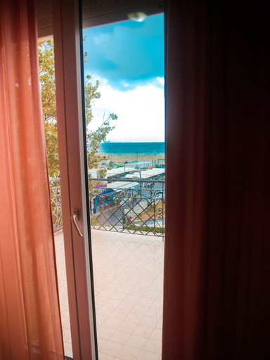 Others 4, Residence Auriga, Rimini