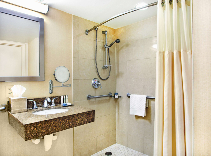 Bathroom 5, DoubleTree by Hilton Baltimore North - Pikesville, Baltimore