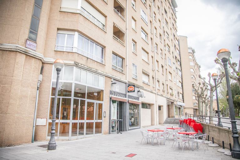 Exterior & Views, Pensión Parque Del Ebro - Adults Only, La Rioja