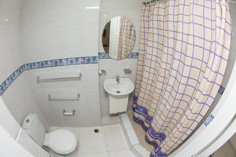 Bathroom 4, Hotel Royal Palace, Distrito Nacional