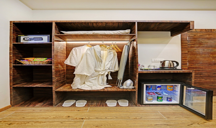 Bedroom 3, Treebo Premium Widlor Boutique, Mumbai Suburban