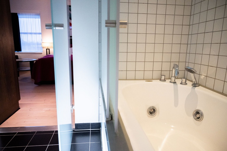 Bathroom 5, Hotel Svanen, Stays & BW Signature Collection, Billund
