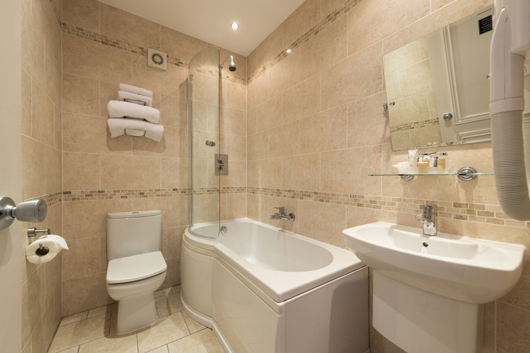 Bathroom 5, Statham Lodge Hotel, Warrington