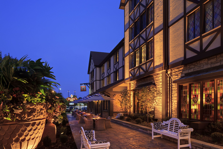 The Cheshire, Saint Louis