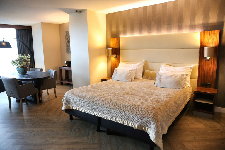 Bedroom 3, Van der Valk Hotel Rotterdam - Blijdorp, Rotterdam