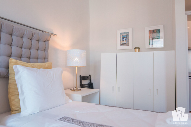 Bedroom 2, Alfama Dream Apartments, Lisbon
