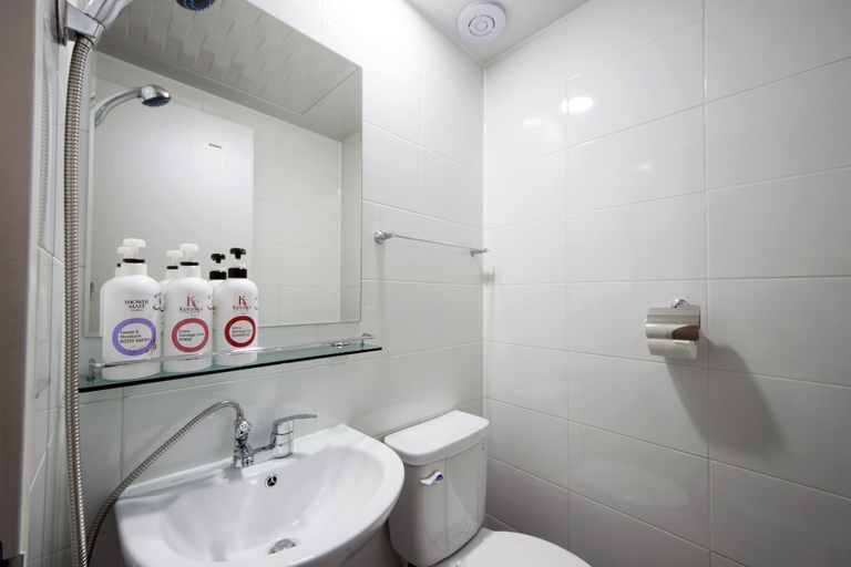 Bathroom 5, Seoul Grand Hostel Ewha Univ., Seodaemun