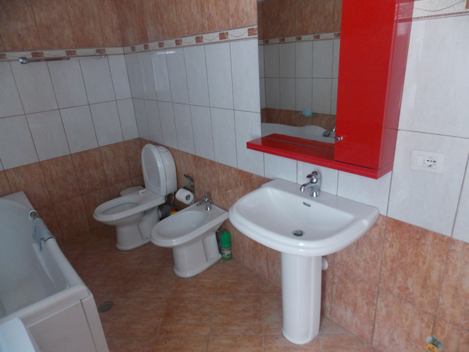 Bathroom, Doka Apartments 2, Sarandës