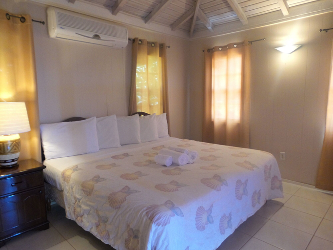 Bedroom 4, The Ocean Inn