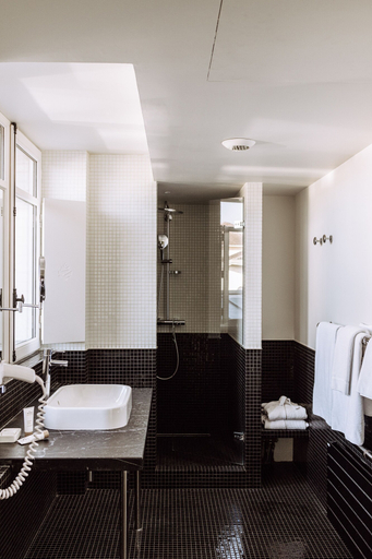 Bathroom 4, Villa Mirasol, Landes