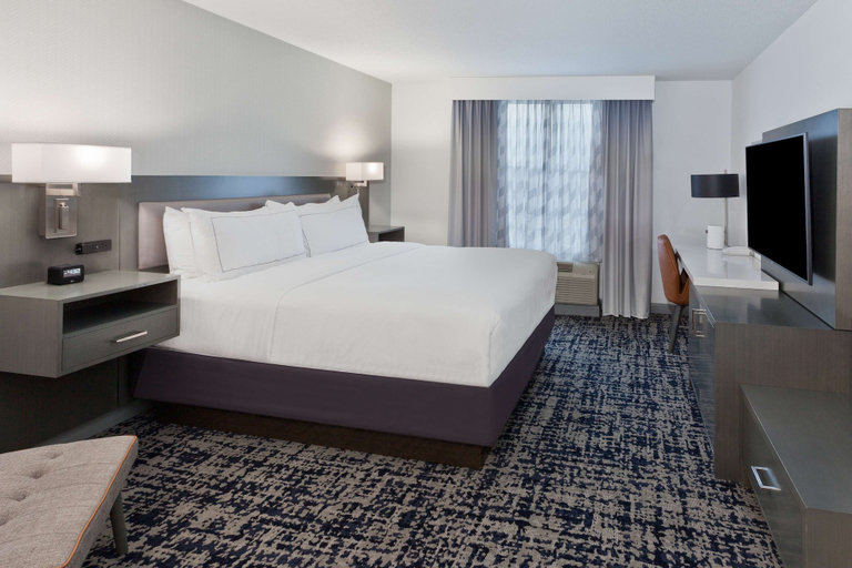 Bedroom 3, DoubleTree by Hilton Dothan, AL, Houston