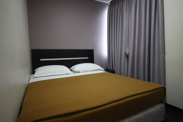 Bedroom 3, Mini Platinum Hotel, Yangon