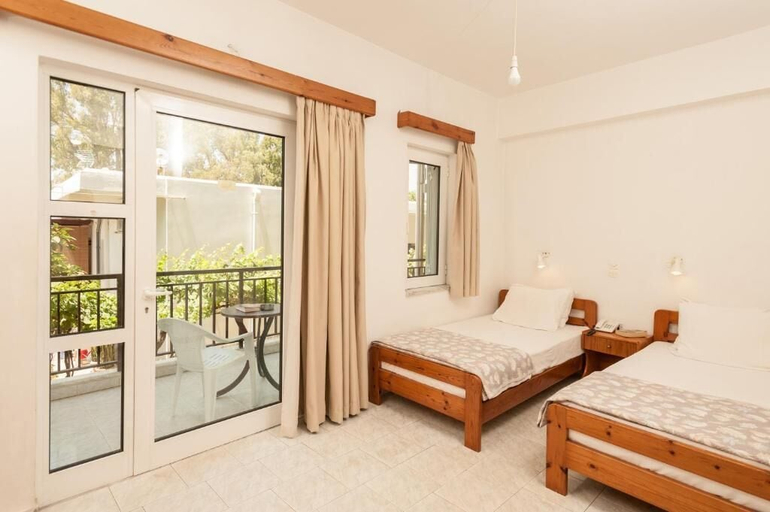 Bedroom 2, Niriis Hotel, Crete