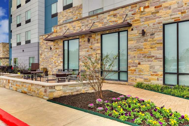 Exterior & Views 2, TownePlace Suites by Marriott Houston I-10 East, Houston