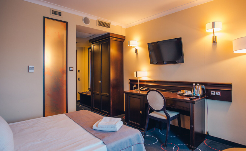 Bedroom 3, Hotel Admiral, Gdańsk City