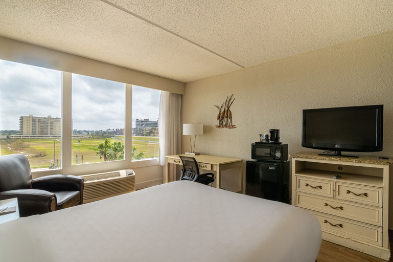 Bedroom 3, Emerald Beach Hotel, Nueces
