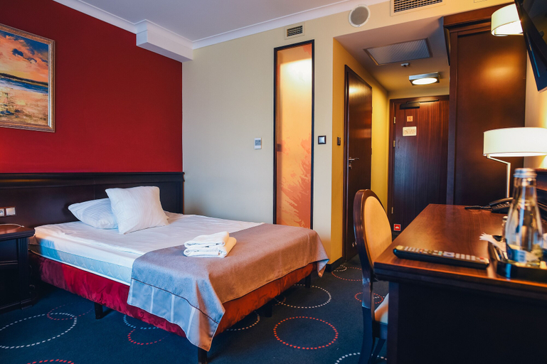 Bedroom 4, Hotel Admiral, Gdańsk City
