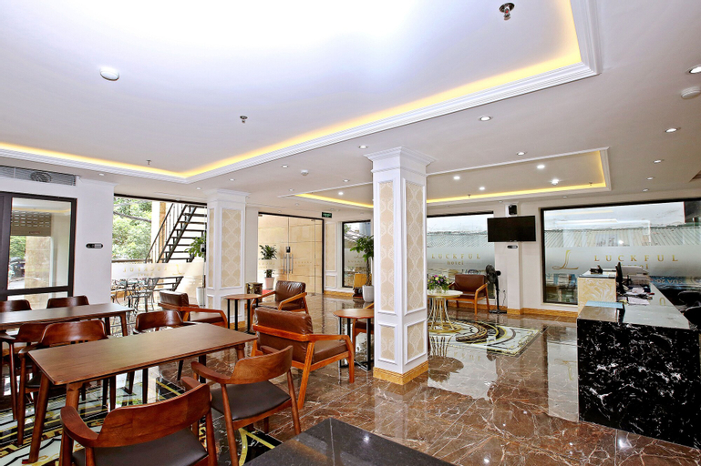 Food & Drinks 5, Luckful Hotel, Cầu Giấy