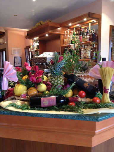 Food & Drinks 4, Albergo Residenziale Li Troni, Nuoro